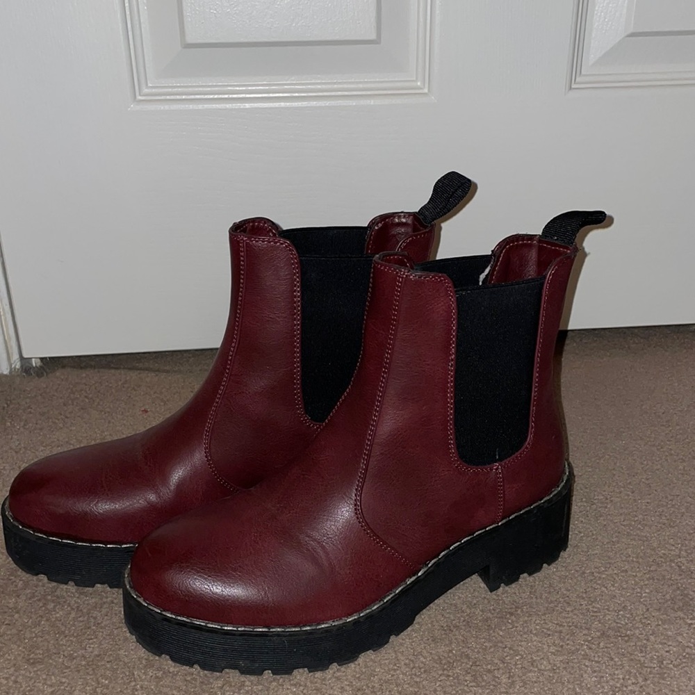 Dirty Laundry Maroon Booties